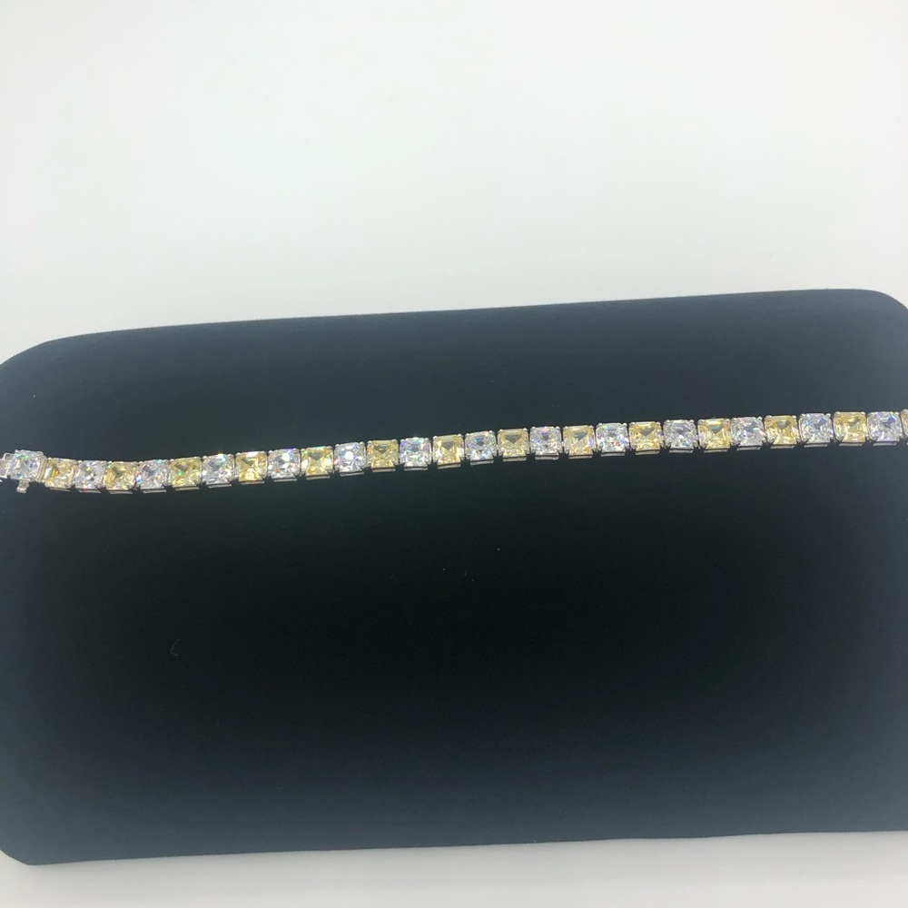 28ct Asscher Tennis Bracelet - Picture 14 of 16